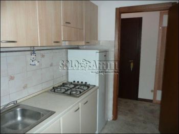 Appartamento arredato con balcone Chiesa rossa, cermenate, ripamonti