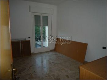 Casa nuova costruzione con balcone Zonatripoli