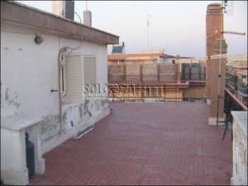 Monolocale arredato con terrazzo Ostia