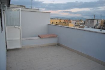 Monolocale arredato con terrazzo S.giovanni, esquilino, san lorenzo - Altre fotografie