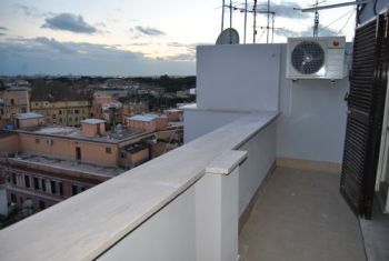 Monolocale arredato con terrazzo S.giovanni, esquilino, san lorenzo - Altre fotografie
