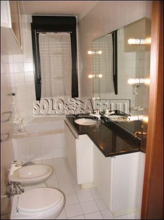 Trilocale arredato con terrazzo Emilia levante