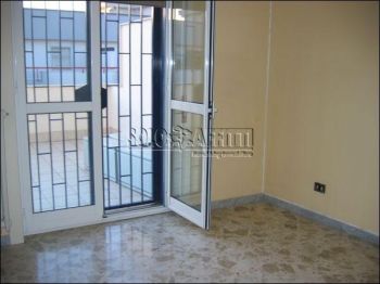 Trilocale con terrazzo e balcone S. pasquale