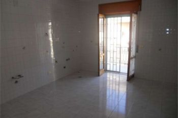 Casa con posto auto e balcone Quarto