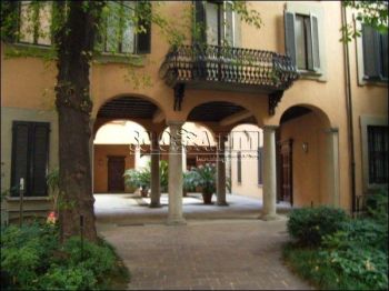 Appartamento arredato con garage Sant'ambrogio