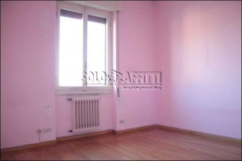 Appartamento con balcone e garage Rezzato