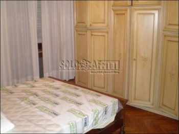 Casa con balcone Pozzo strada