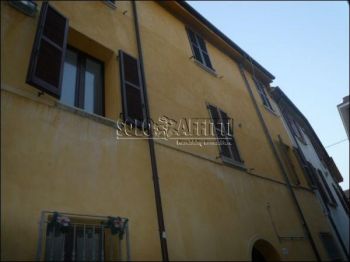 Monolocale arredato con balcone Centro storico