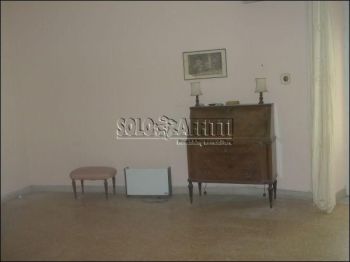 Casa arredata con balcone Borgo