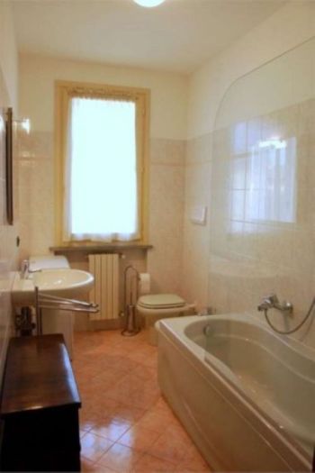 Casa arredata con balcone Curno - Altre fotografie
