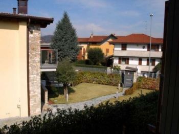 Casa arredata con balcone Curno - Altre fotografie