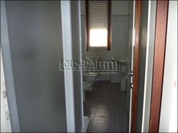 Appartamento con balcone e posto auto