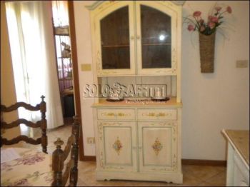 Bilocale arredato con balcone Seriate