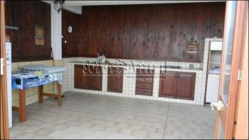 Appartamento con balcone e posto auto