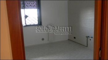 Appartamento con balcone e posto auto