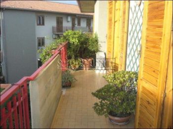 Trilocale arredato con balcone Mascalucia