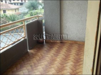 Trilocale con posto auto e balcone Mascalucia