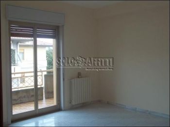 Trilocale con posto auto e balcone Mascalucia