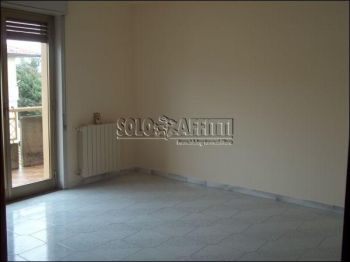 Trilocale con posto auto e balcone Mascalucia