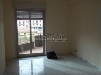 Trilocale con posto auto e balcone Mascalucia
