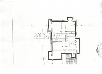 Appartamento con balcone e posto auto