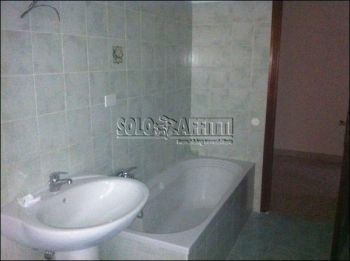 Appartamento con balcone e posto auto