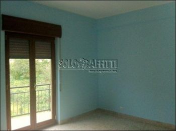 Appartamento con balcone e posto auto