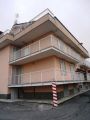 Trilocale con garage e balcone Mediglia