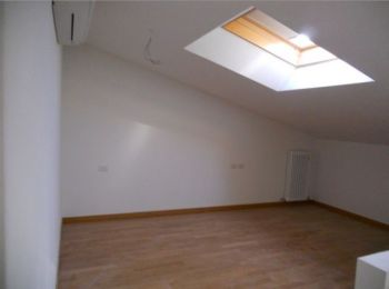 Trilocale con terrazzo e aria condizionata