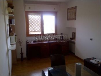 Appartamento arredato con terrazzo Trigoria, spinaceto, tor de cenci, vallerano
