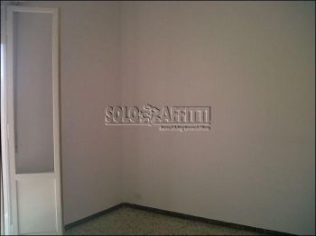 Appartamento con garage e balcone F.lli rosselli