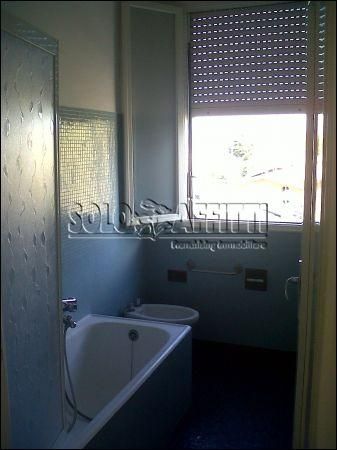 Appartamento con garage e balcone F.lli rosselli