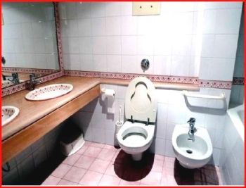 Casa con terrazzo e aria condizionata