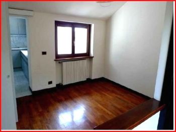 Casa con terrazzo e aria condizionata
