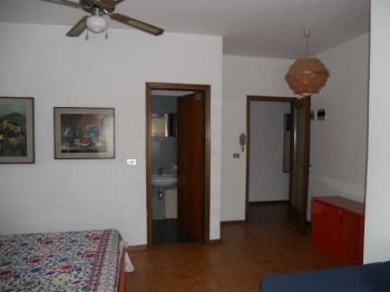 Monolocale arredato San faustino