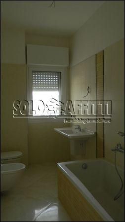 Trilocale con balcone e posto auto Palese