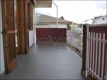 Appartamento arredato con balcone Citta' Sant'angelo