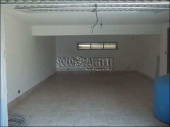 Villa a schiera con garage e balcone