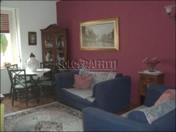 Casa con balcone Barriera del bosco