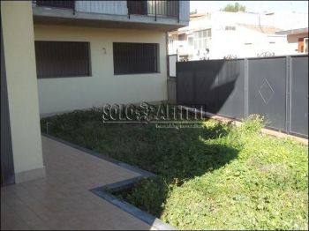 Appartamento con posto auto Acitrezza