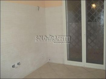 Bilocale con garage e terrazzo Ipercoop
