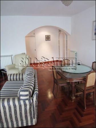 Appartamento arredato con balcone Napoli