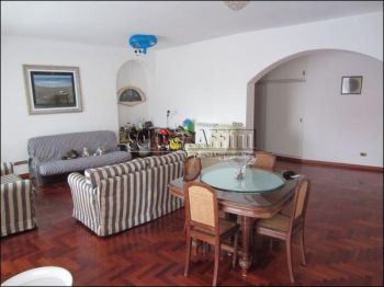 Appartamento arredato con balcone Napoli