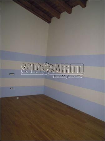 Appartamento arredato con balcone Borgo trento