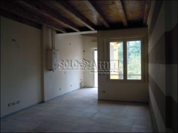 Appartamento arredato con balcone Borgo trento