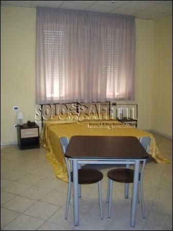 Monolocale studenti con garage Zona industriale