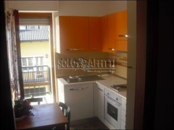 Casa con balcone Via roma