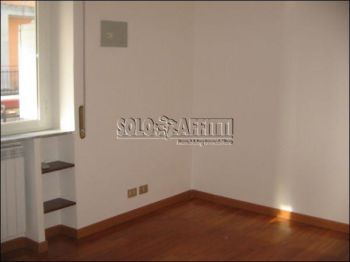 Casa arredata con terrazzo Ostia