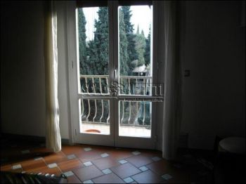 Bilocale arredato con balcone Poggetto