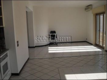 Appartamento con balcone Picanello
